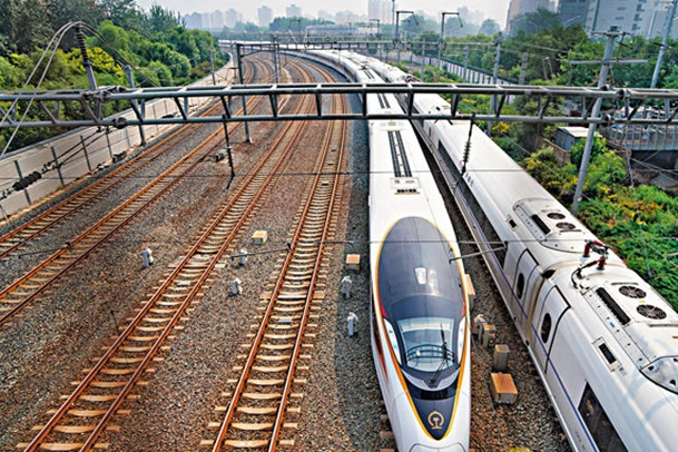 全球最長高鐵京滬線開行 長編組「復興號」正式上線