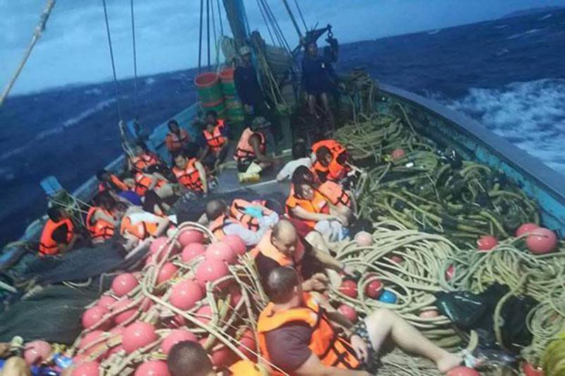 ﻿泰國布吉島三船沉沒 數十人失蹤包括華客