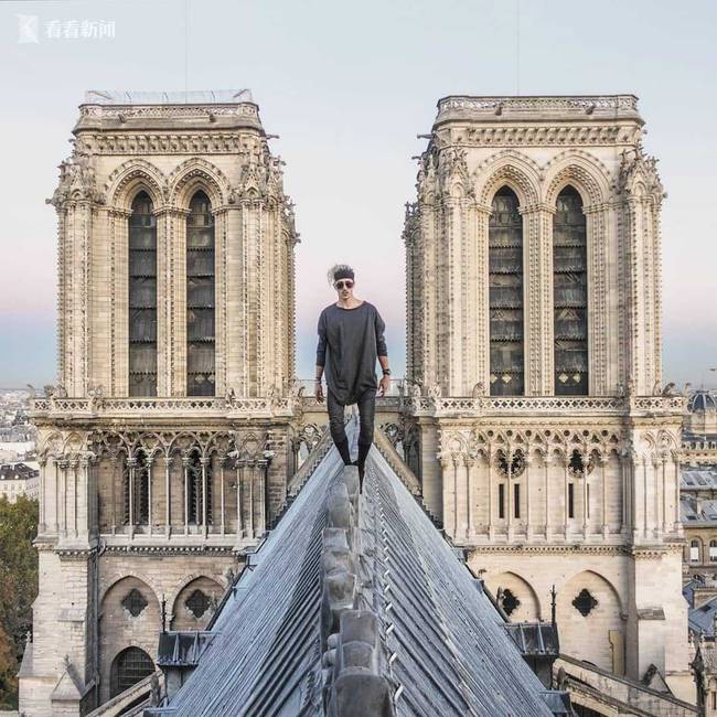 法國“蜘蛛俠”非法攀爬巴黎聖母院 意外留下珍貴影像