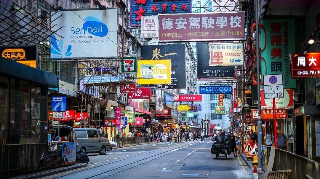 首月香港1.3萬間公司結業，98%小型旅社瀕臨倒閉