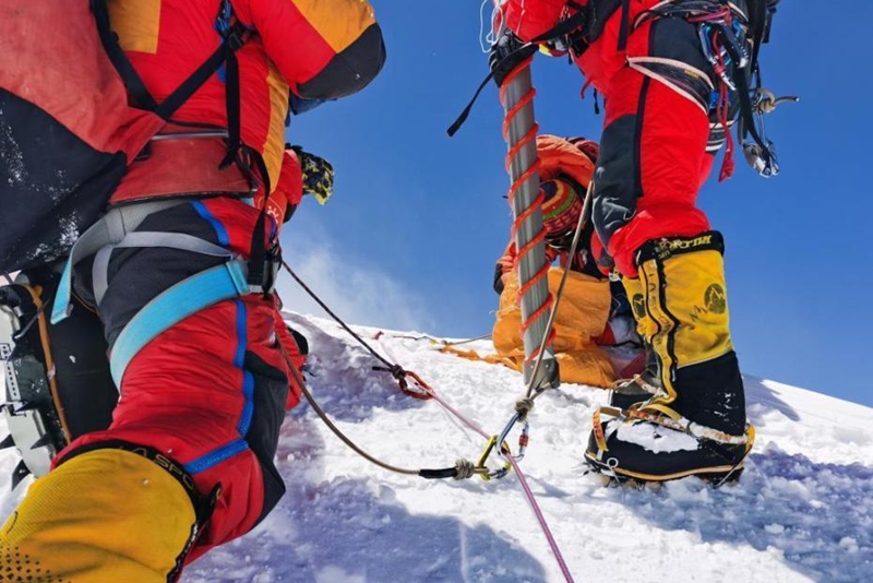 中國科考隊員成功登頂珠峰 珠峰科考創造多項新紀錄
