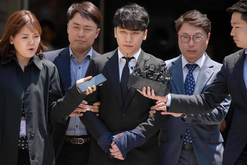 韓男團BIGBANG前成員勝利判囚1年半