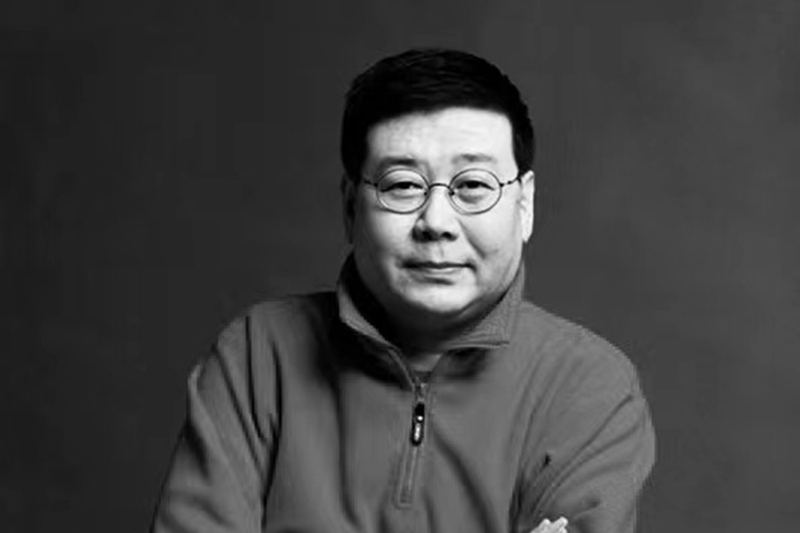 中國北京人藝院長任鳴辭世，35年70多部戲劇書寫對舞臺無限熱愛