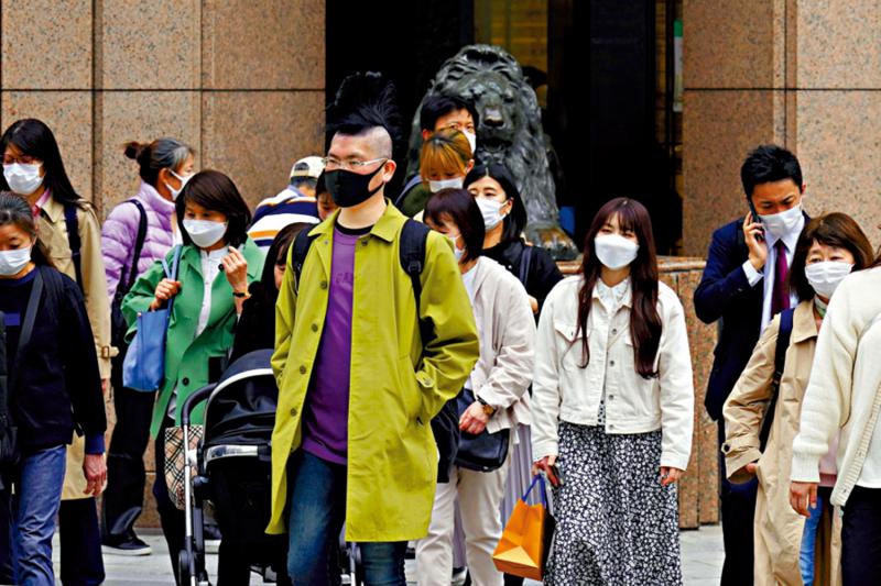 日本下月取消邊境防疫 新冠降至流感同級