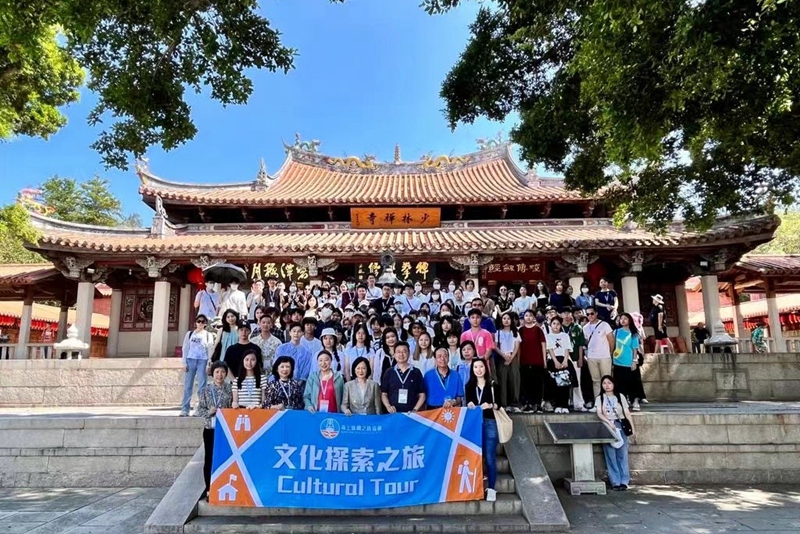 香港海絲會辦泉州文化探索之旅 120港生參加