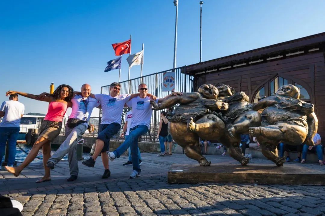《三個女人》土耳其伊斯坦布爾站.jpg