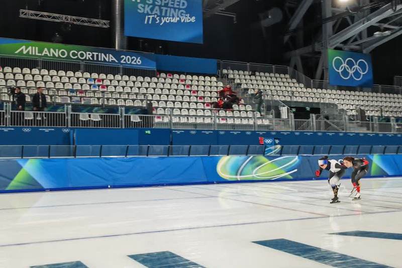 中國速度滑冰隊抵米蘭備戰