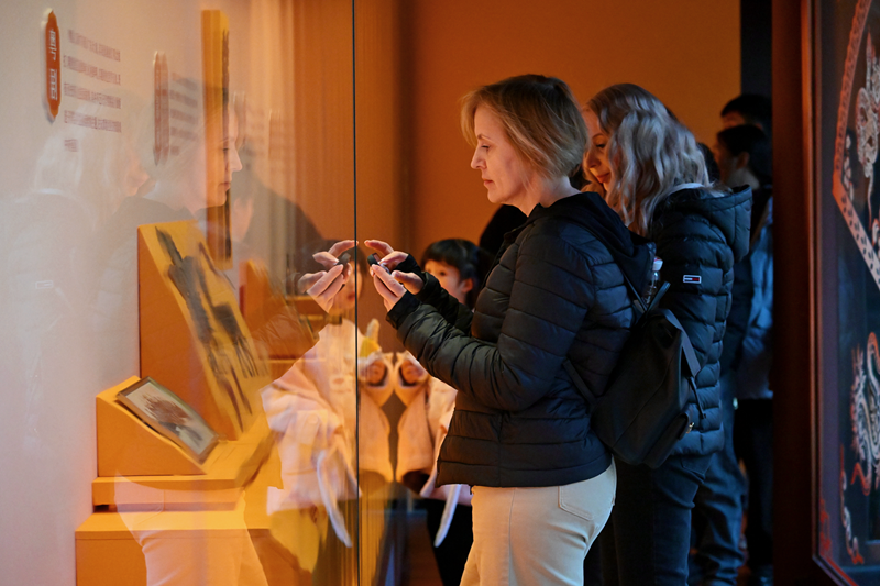 1771991030109683.png 瑞映山海 华章同脉——天府与广府吉韵对话展2.png