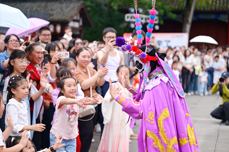 武侯祠博物馆中秋活动——游客互动5.png